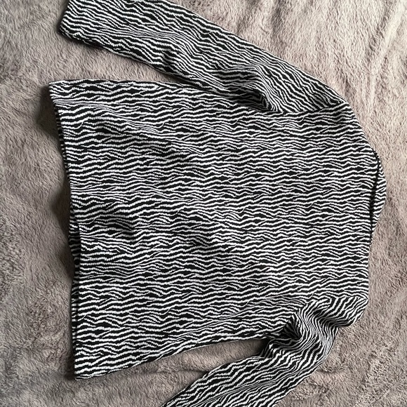 Blazer (black and white) - Picture 4 of 6